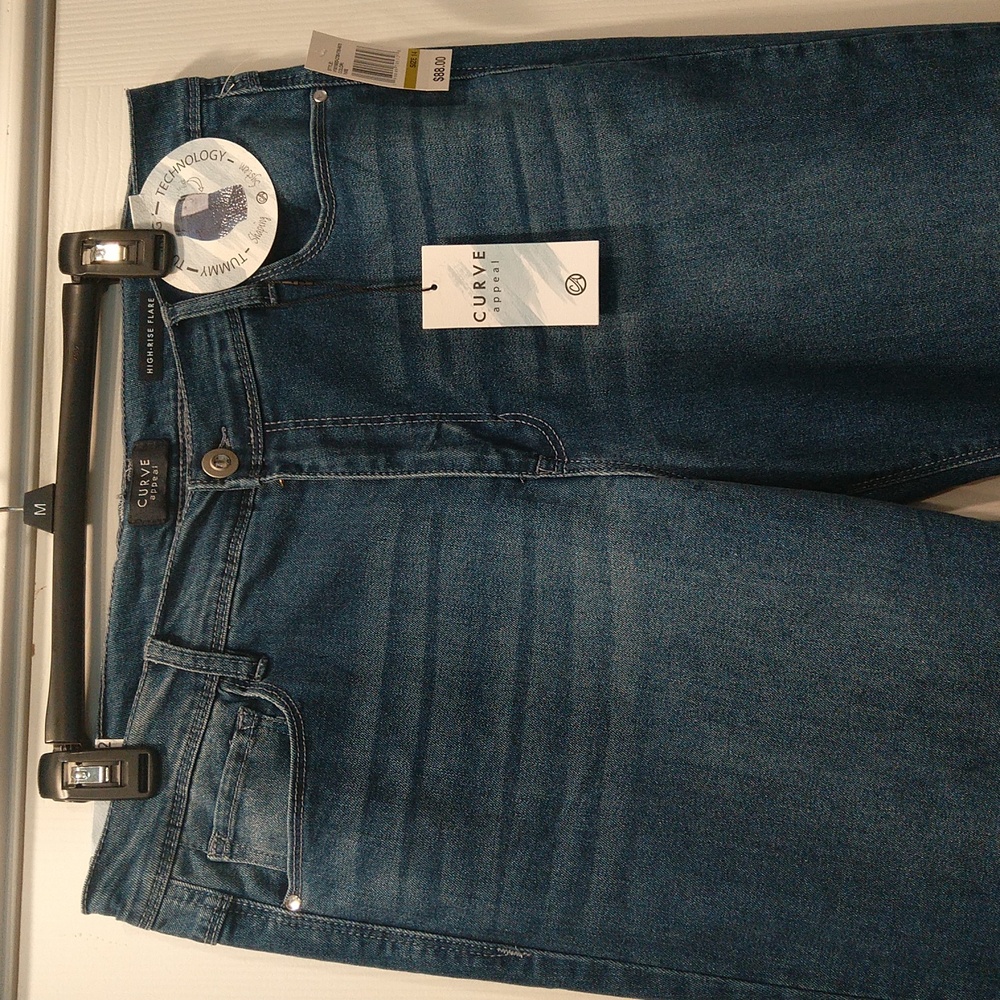 Curve Appeal High Rise Flare Classic Blue Jeans Women's Sz 14/30 NWT Comfy, Y2K - Picture 3 of 14